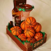 Bouquet come regalo per un giocatore di basket maschile