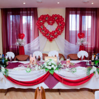 Heart made of balls over a bridal table