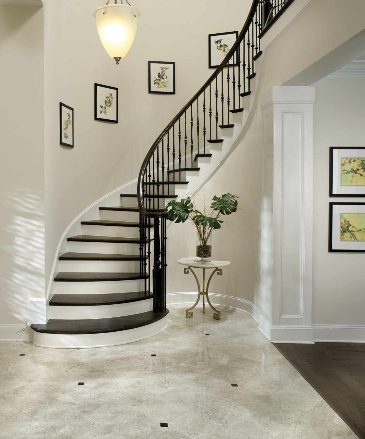 variant of a light style staircase in an honest house