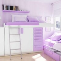 Primjer svijetlog stila spavaće sobe za sliku djevojke