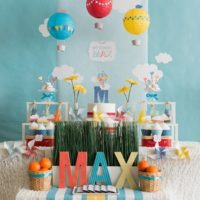 Decorare una tavola dolce per il compleanno di un bambino