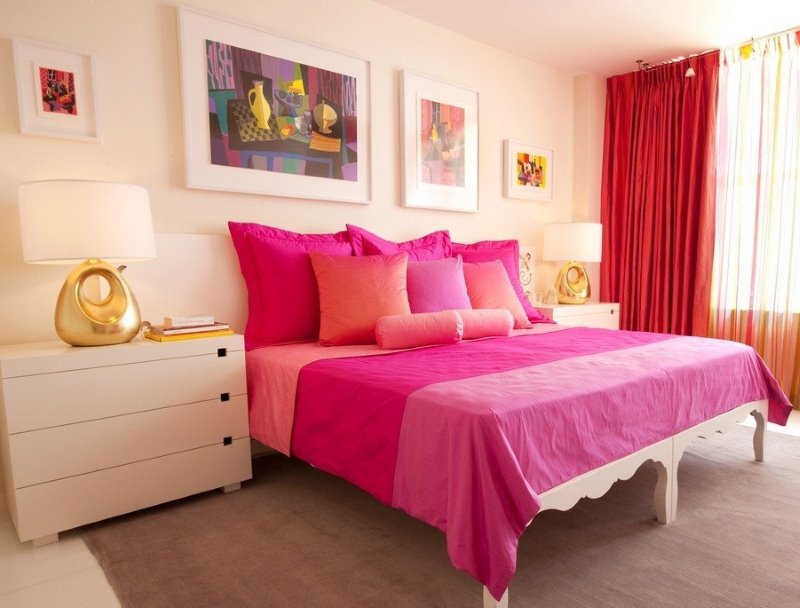 Učinite sami dekor spavaće sobe u ružičastoj boji