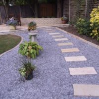 Gravel filling in the garden landscape