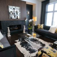 Colorful colors in the interior of the living room