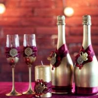 Faire des bouteilles de champagne pour un mariage d'argent