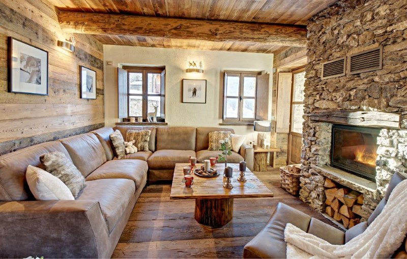 Floor decoration in the living room with a laminate under the ash wood