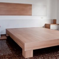 Letto in legno fai-da-te