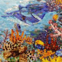 Pannello a mosaico con un delfino in bagno