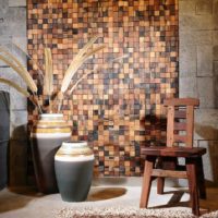 Mosaico in legno all'interno del soggiorno