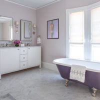 Colore lavanda nel design del bagno