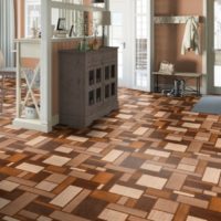 Linoleum con un motivo a forma di rettangoli multicolori