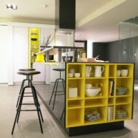 Yellow color in the design of the kitchen