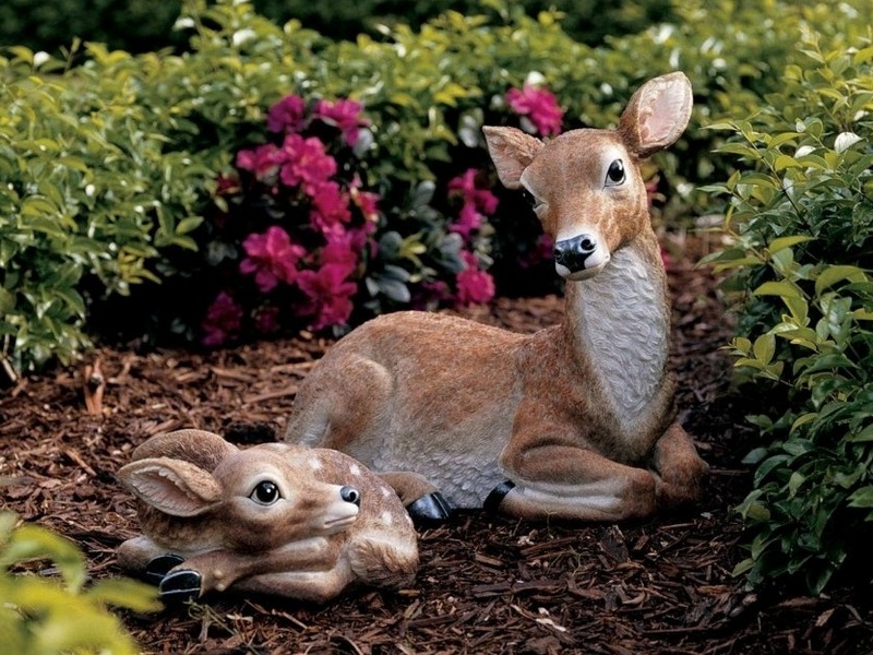 Figurine da giardino di animali nella progettazione del paesaggio