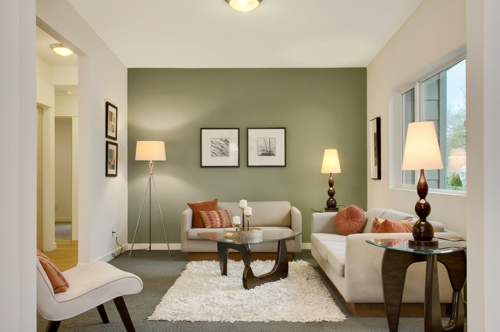 Lamps in the interior of the room for meeting guests