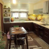 Kitchen lighting in a country house