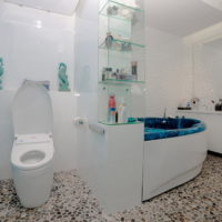 Bagno combinato in stile nautico