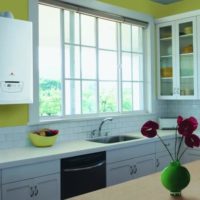 Sink instead of window sill in the kitchen of a country house