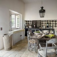 Sala da pranzo nella cucina di una casa rurale