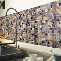 Grembiule a mosaico nella cucina in stile orientale