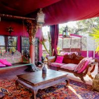 Marokanski stil u dizajnu dvorišta privatne kuće