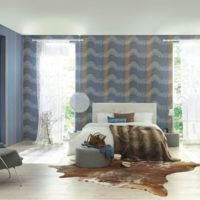 Moderna spavaća soba s plavim tapetama