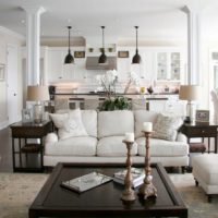 Columns in the classic style living room