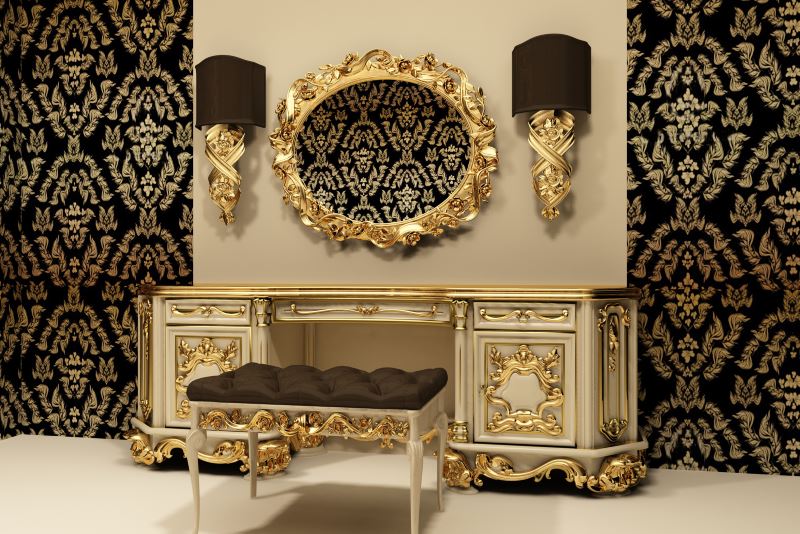 Commode classique avec bordure en or