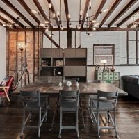 Decorating the ceiling with wooden beams