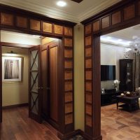 Oriental style entrance hall in a city apartment