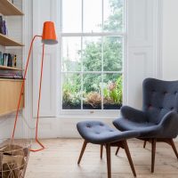 Carrot floor lamp