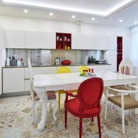 White dining table with curly legs