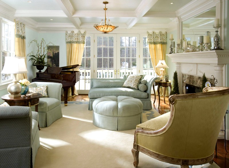 Large round pouf in the center of the lounge area