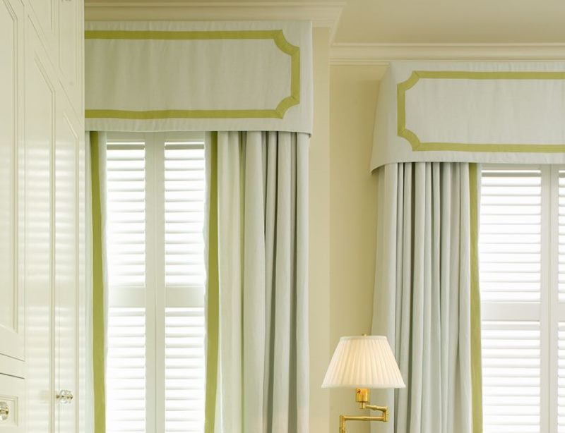 Curtains with classic light fabric lambrequin