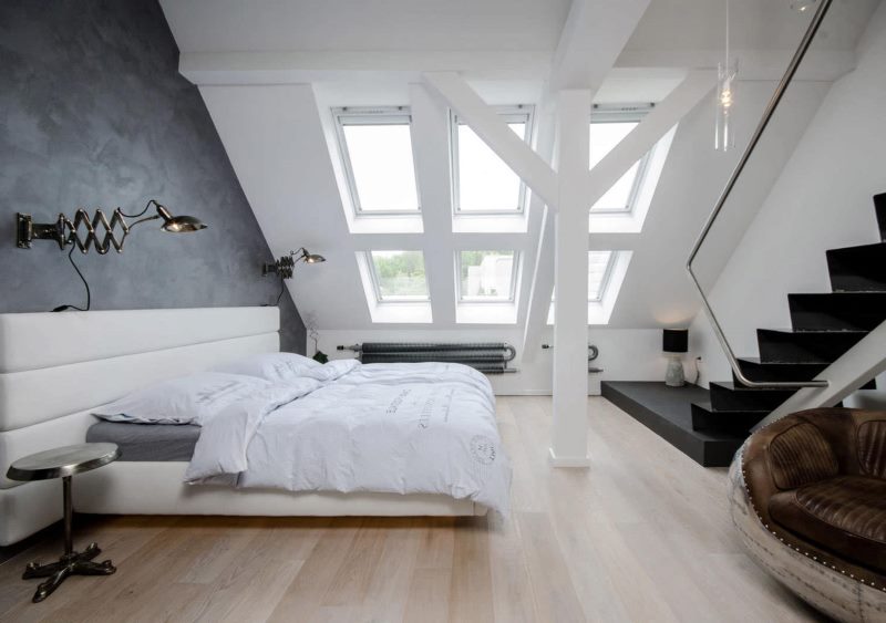 Several small skylights in the loft bedroom