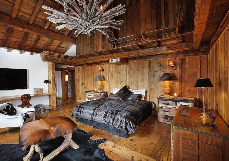 Intérieur de chambre de style chalet