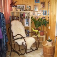 Rocking chair with fur capes