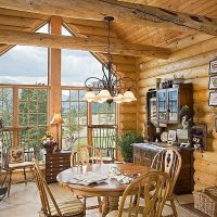 Log beams in the interior of a country house