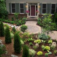 Paving paving paths in the courtyard of a private house