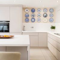 Minimalist style kitchen decor