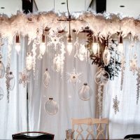 Festive decoration of the living room ceiling