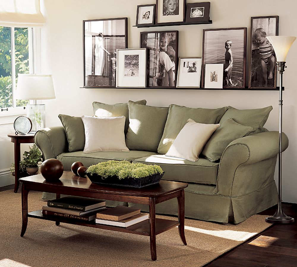 Black and white photos in the interior of the living room