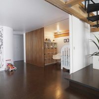 Partition with sliding wings in the lobby of a country house