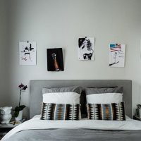 Decorazione con disegni del muro sopra il letto