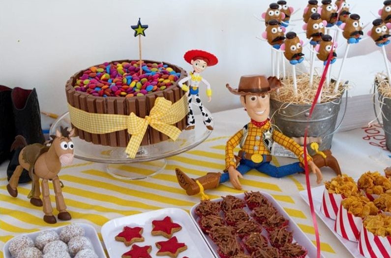 Bar pour enfants dans le style de Toy Story