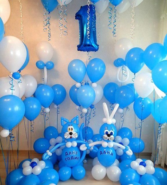 Decorare una stanza con palloncini per un bambino di un anno