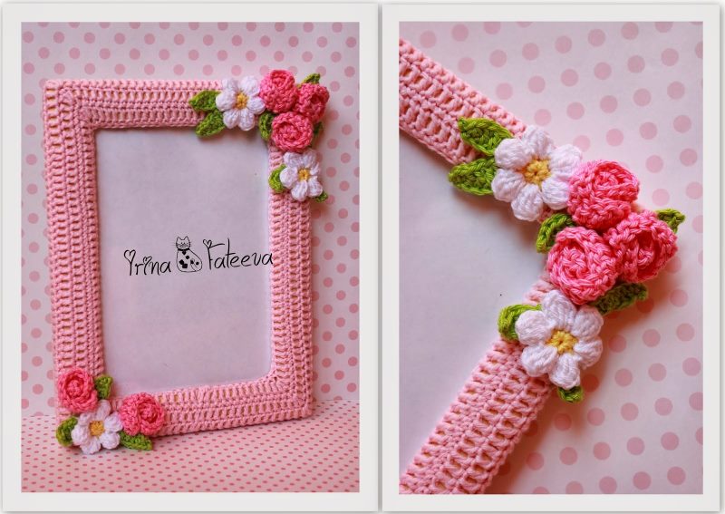 Knitted photo frame from pink threads with flowers