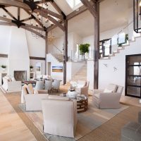 Wooden posts in the living room interior