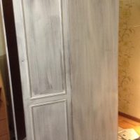 Painting the Soviet cabinet on your own