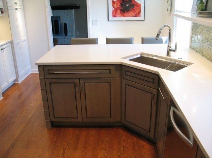 Coin lavabo dans la cuisine.