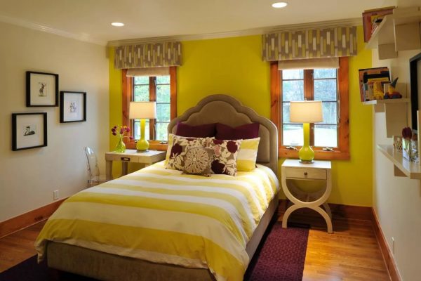 Ako trebate malo ugrijati sobu, usput će više nego ikad biti žuto. Zahvaljujući sunčanim nijansama, prostor postaje ugodan, suh i topao.